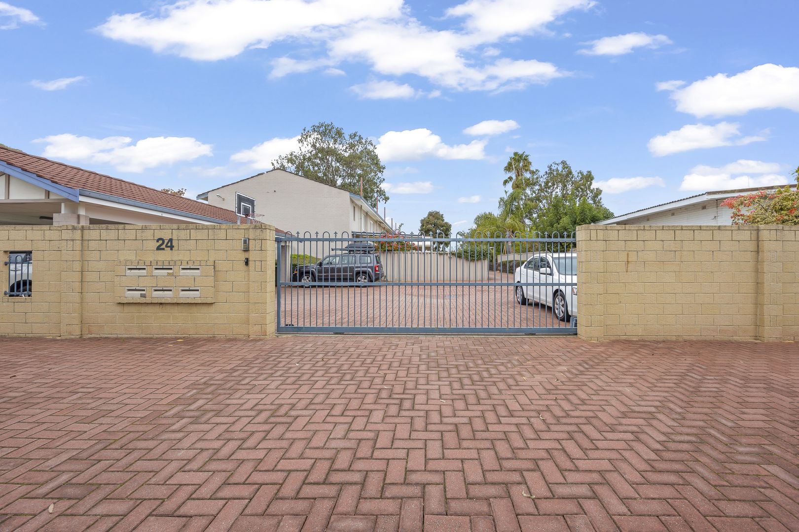 1/24 Newport Way, Balga WA 6061, Image 2