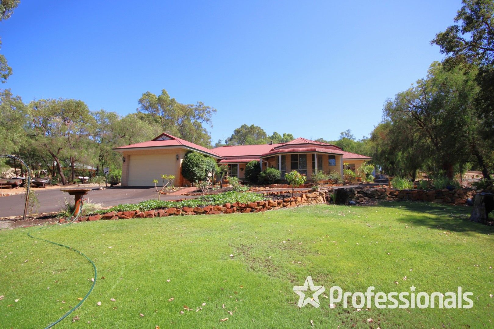 12 Wildflower Way, Leschenault WA 6233, Image 0