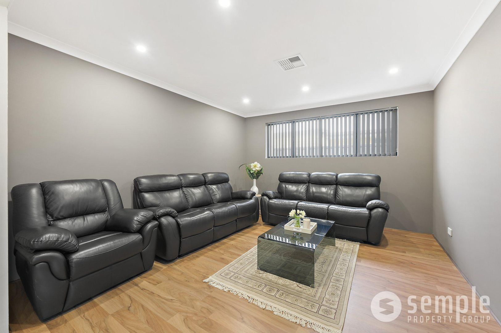 21 Clementine Boulevard, Treeby WA 6164, Image 2