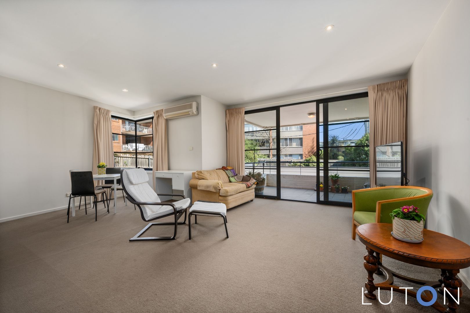 14/3 Burke Crescent, Griffith ACT 2603, Image 2