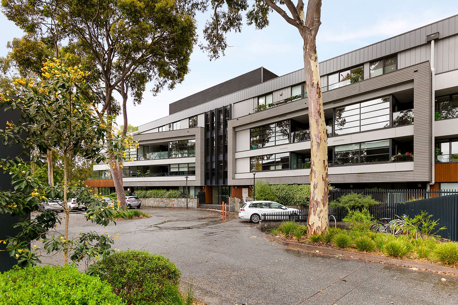 1 bedrooms Apartment / Unit / Flat in 113/21 Rex Avenue ALPHINGTON VIC, 3078
