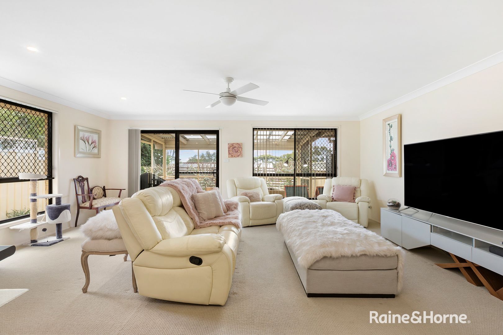 1/12 Sagittarius Close, Elermore Vale NSW 2287, Image 2