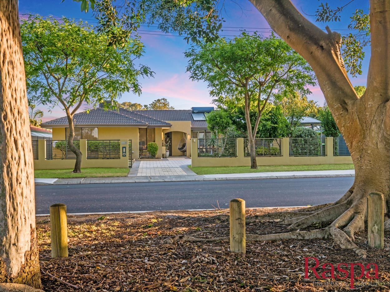 12 Parkway Road, Bibra Lake WA 6163, Image 0