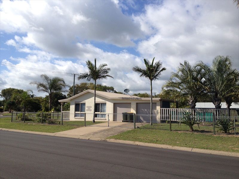 9 Hibiscus, Moore Park Beach QLD 4670, Image 2