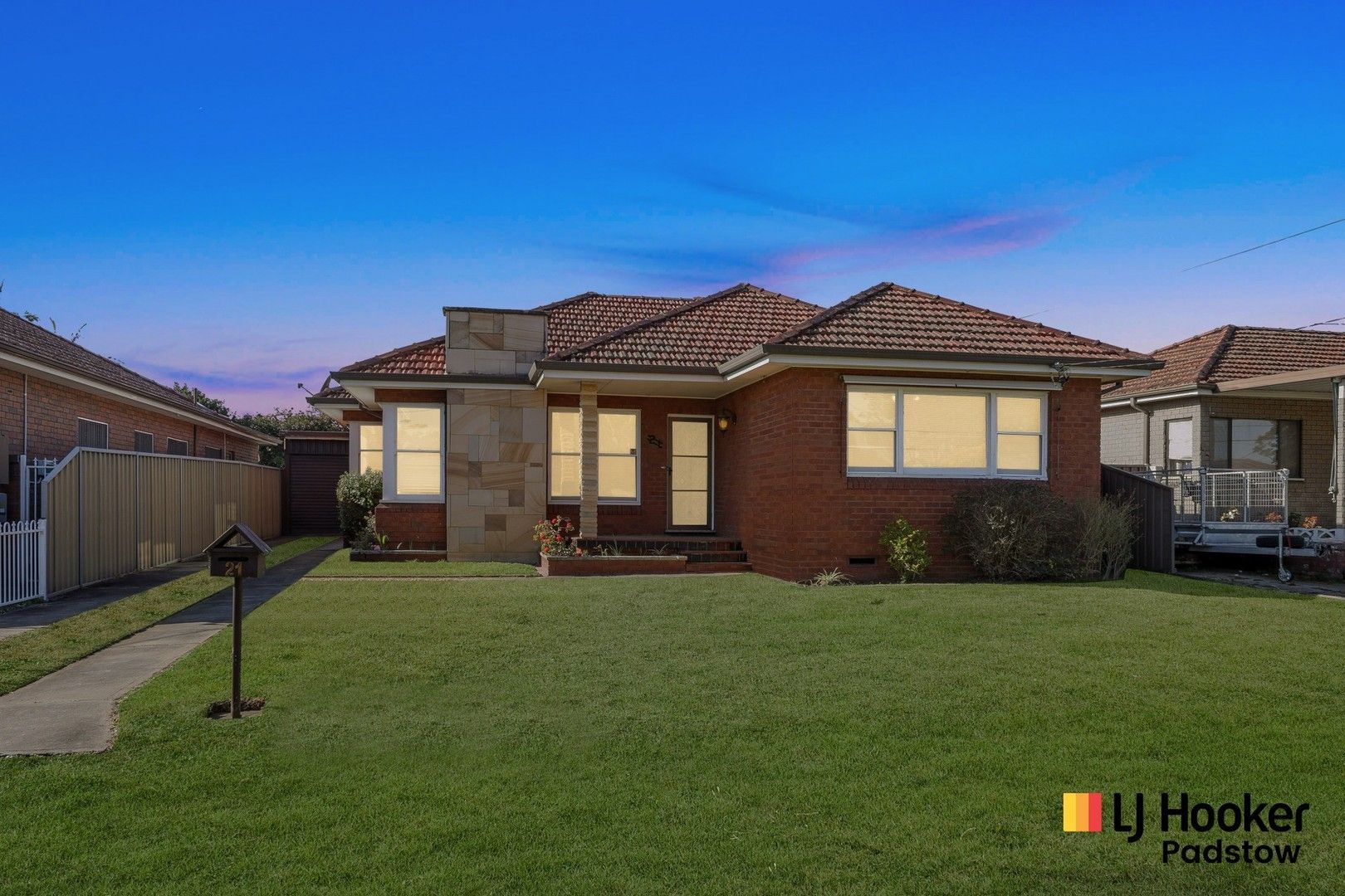 21 Craigie Avenue, Padstow NSW 2211, Image 0