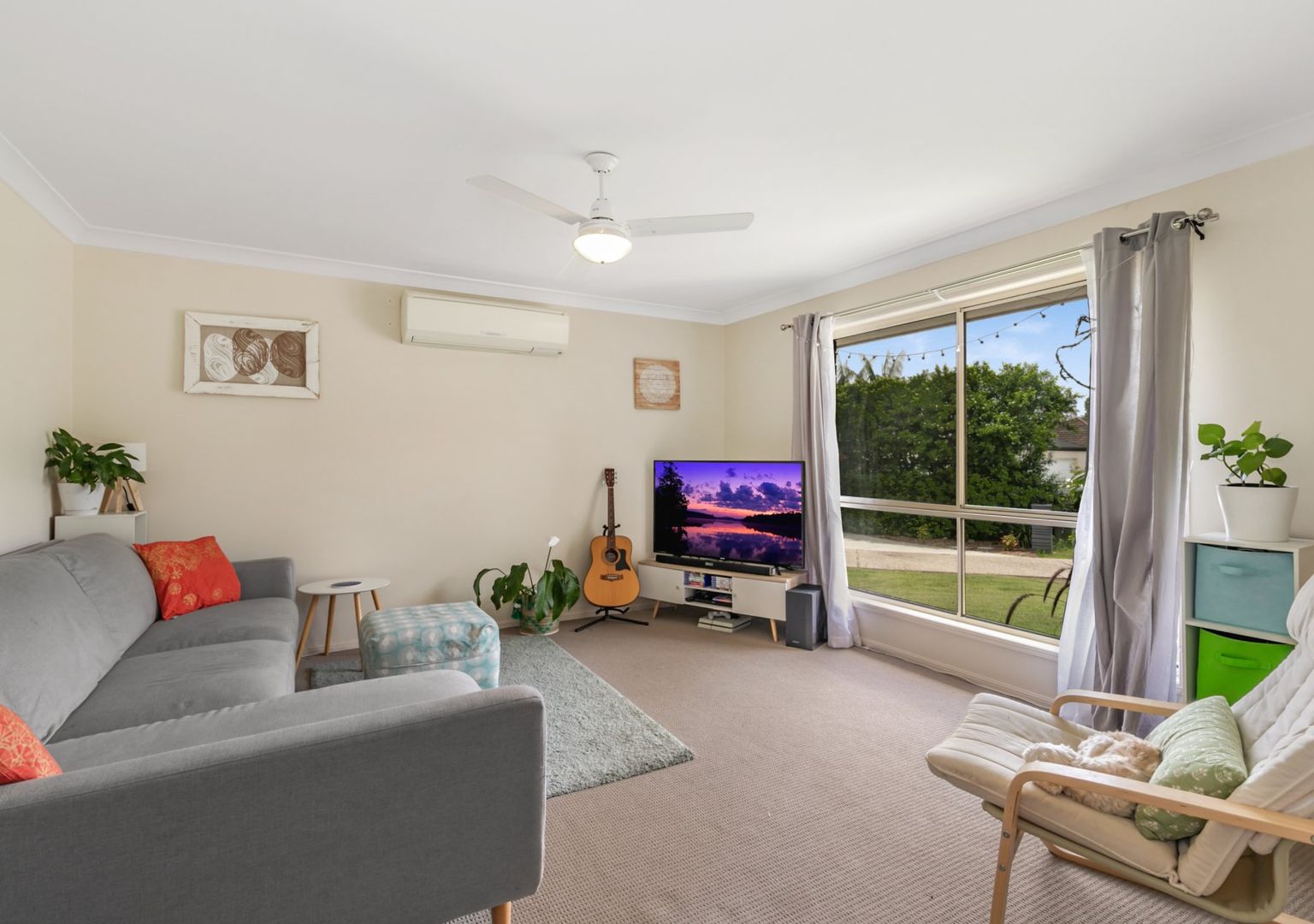 6 Woodswallow Place, Bellbowrie QLD 4070, Image 2