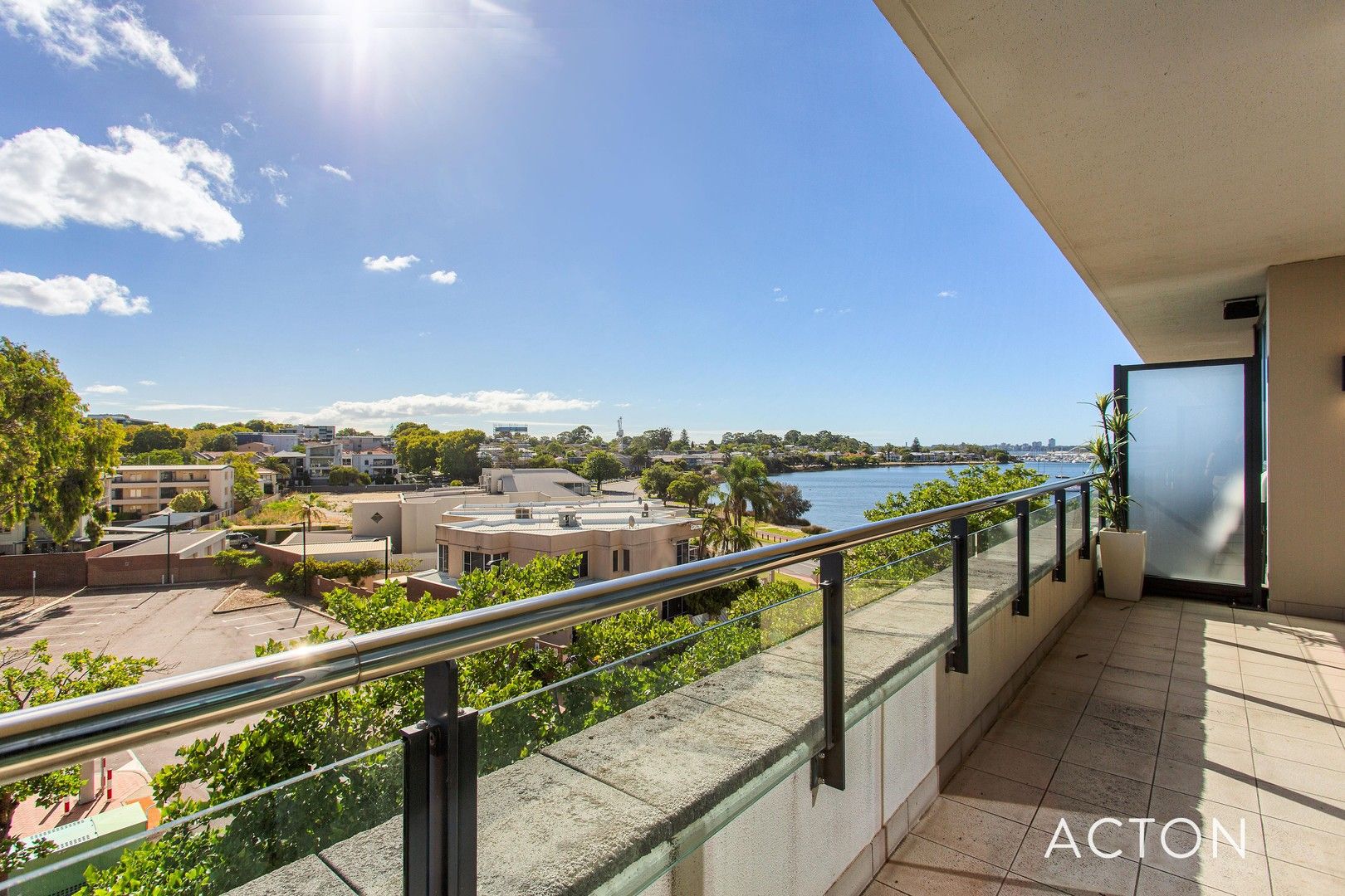 W404/70-72 Canning Beach Road, Applecross WA 6153, Image 0