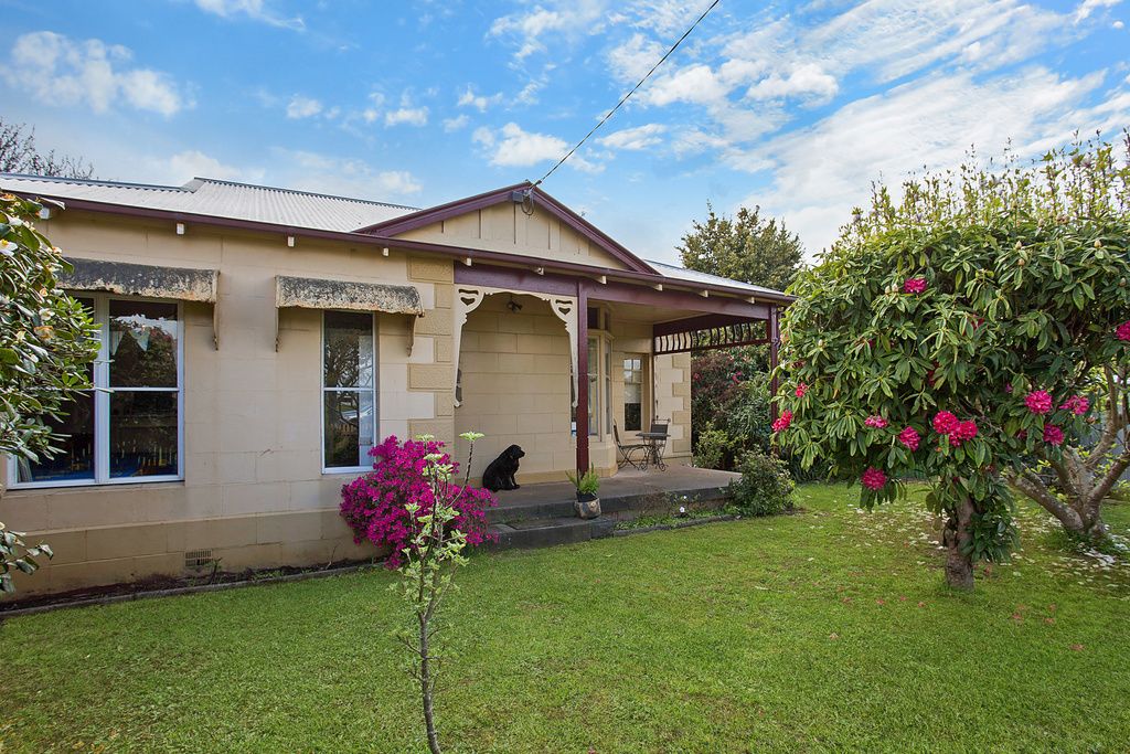 2 Lawrence St, Camperdown VIC 3260, Image 0