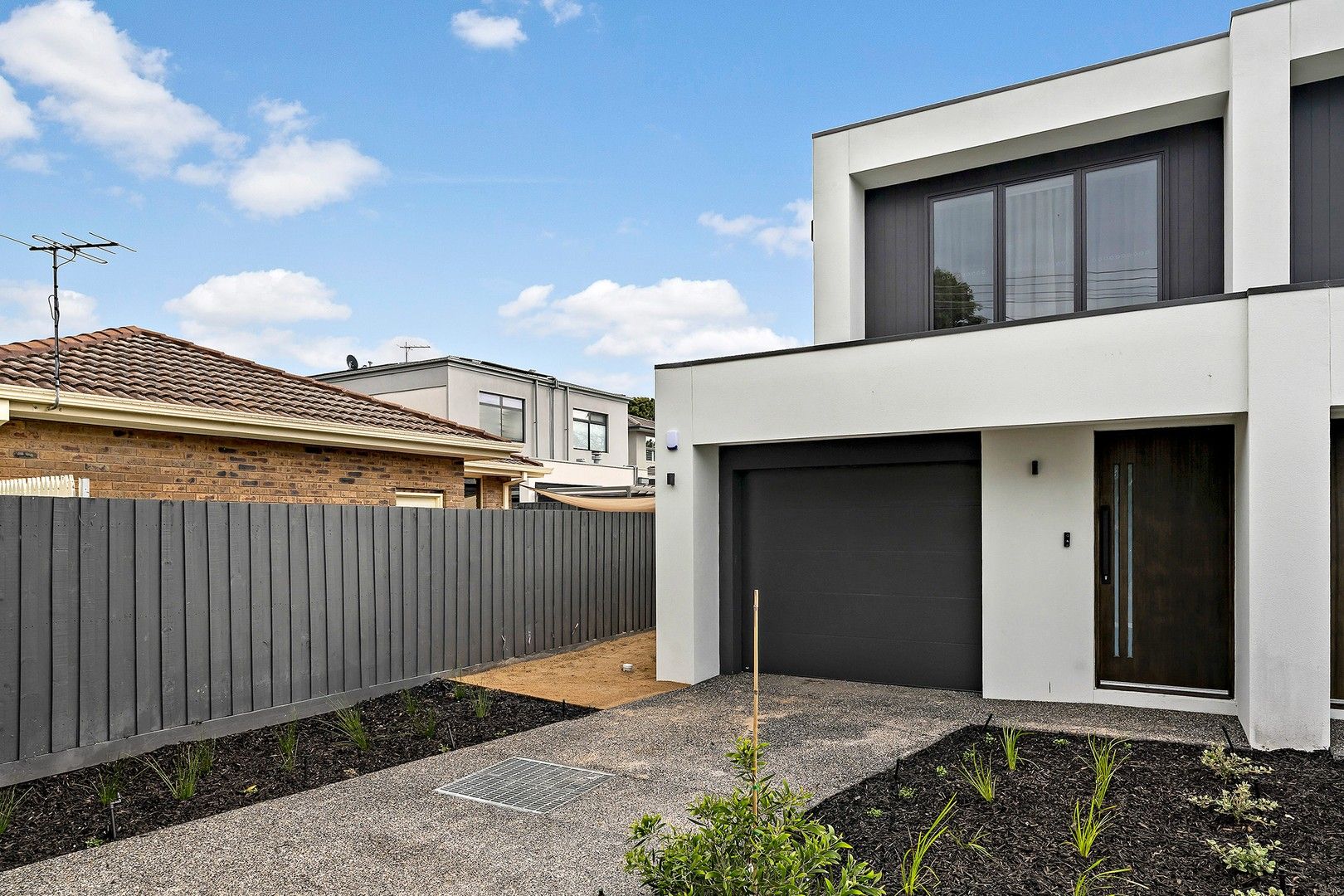 1B Gordon Street, Beaumaris VIC 3193 Townhouse For Rent 1,450 Domain