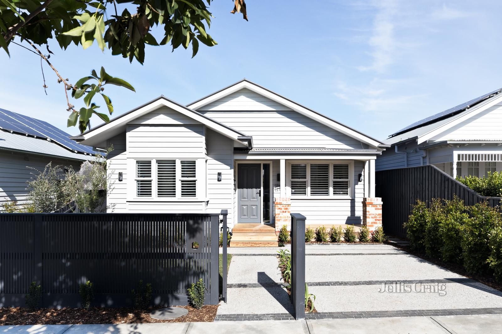 4 bedrooms House in 116 Rossmoyne Street THORNBURY VIC, 3071