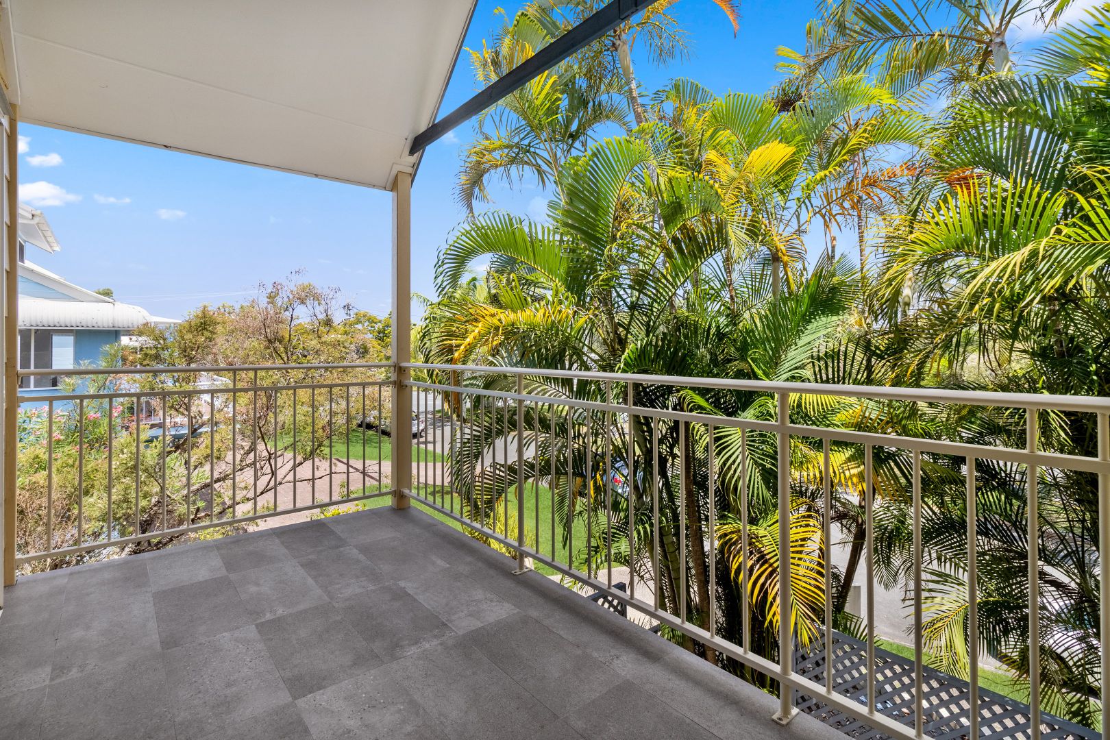 8/9 Lake Street, Tewantin QLD 4565, Image 2