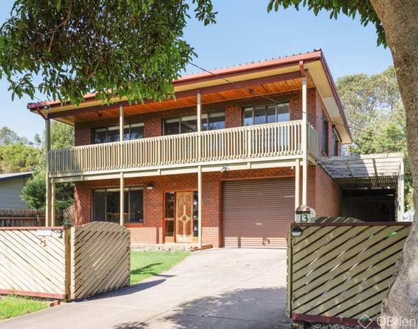 13 Island Crescent, Cowes VIC 3922