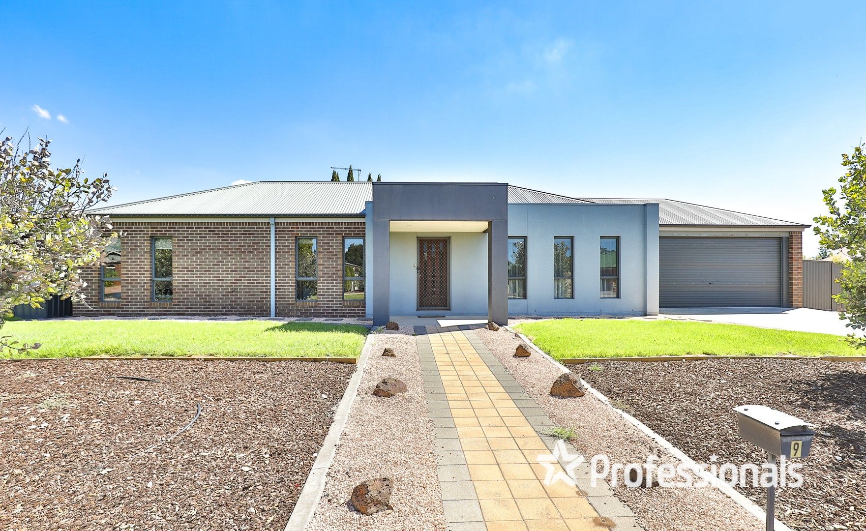 9 James Cook Drive, Mildura VIC 3500, Image 0