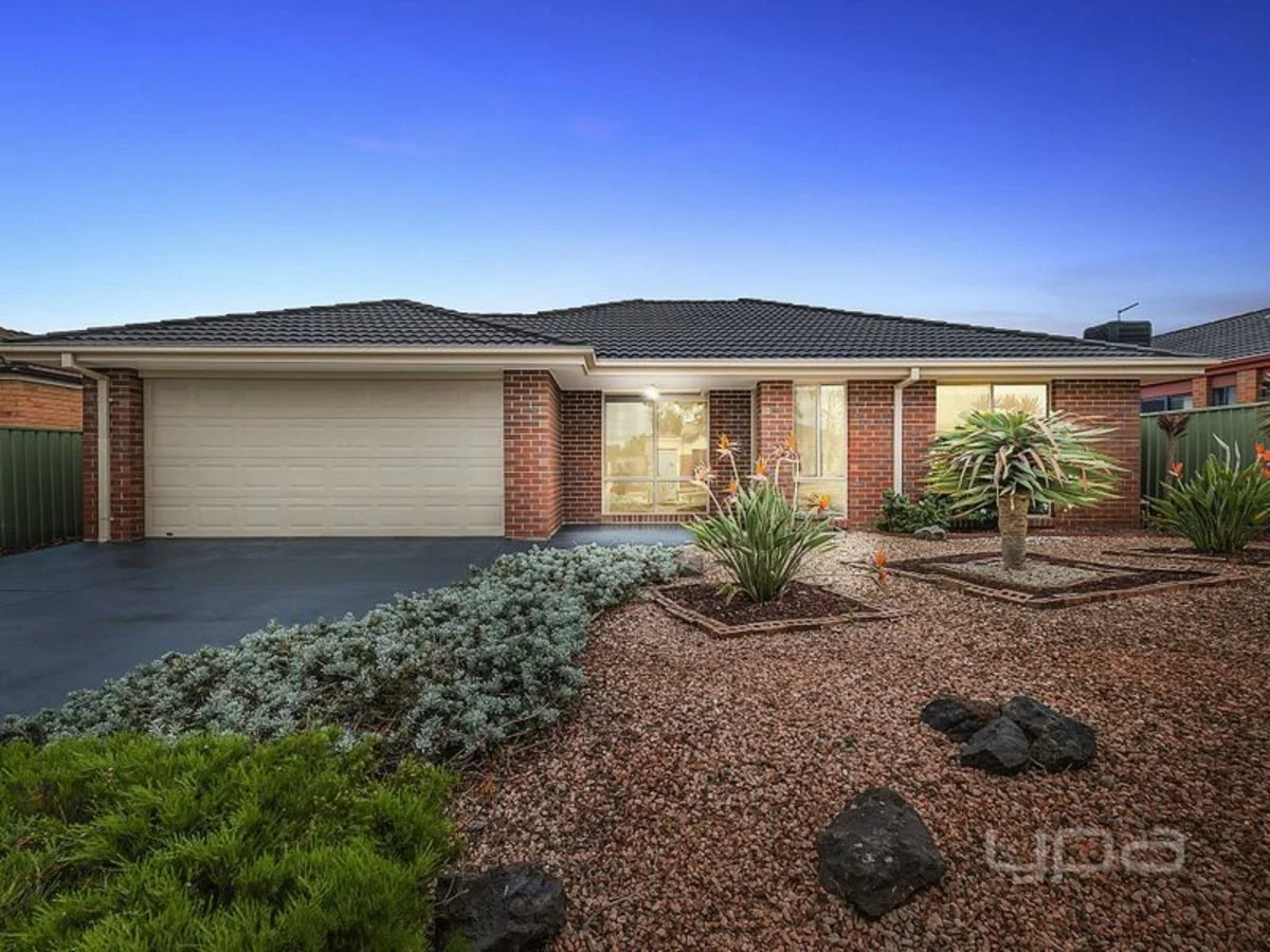 9 Sunray Rise, Harkness VIC 3337