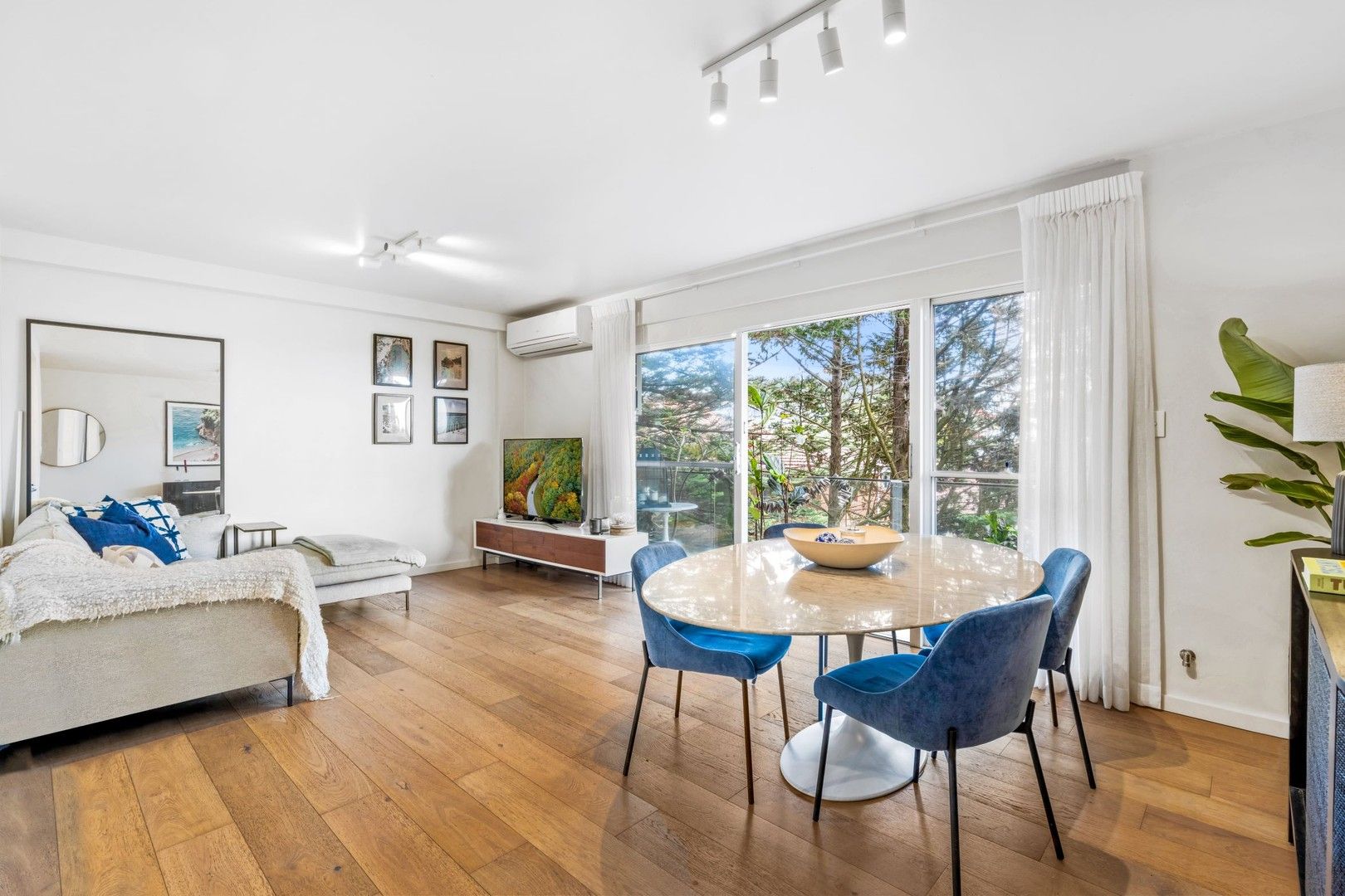 2 bedrooms Apartment / Unit / Flat in Unit 10/10 Henrietta Street WAVERLEY NSW, 2024