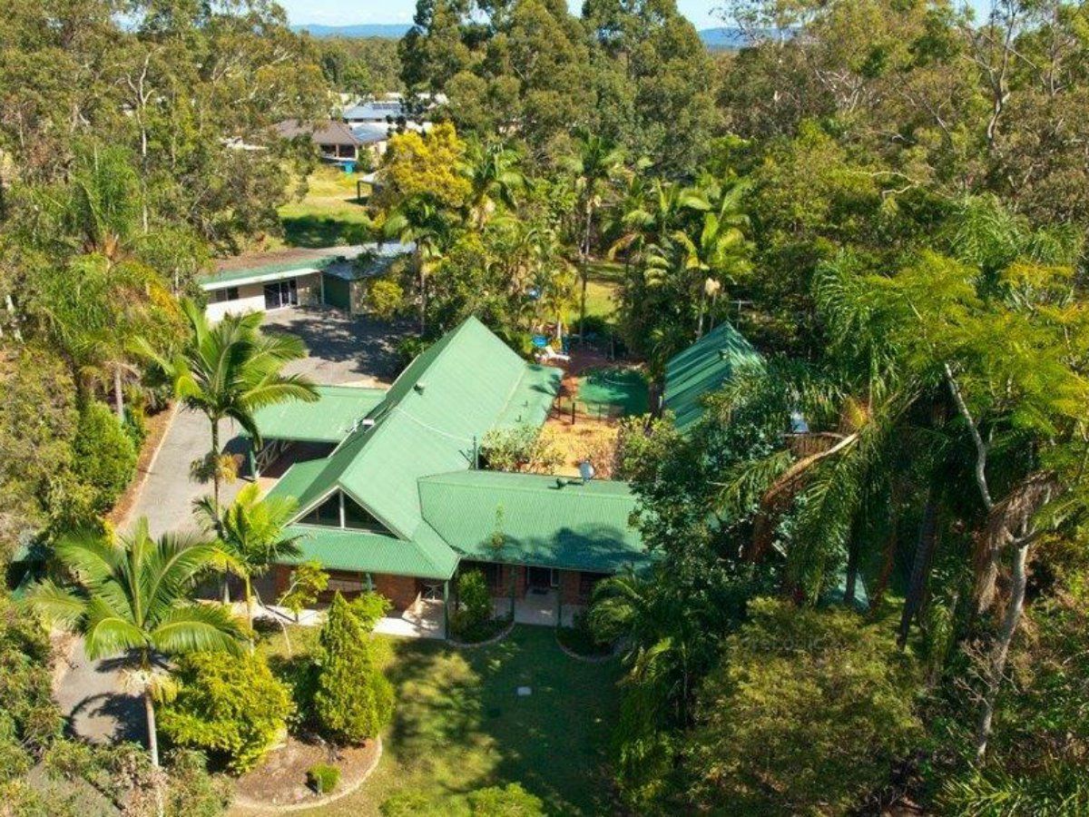 5 bedrooms House in 54 & 58 Jacaranda Avenue BORONIA HEIGHTS QLD, 4124