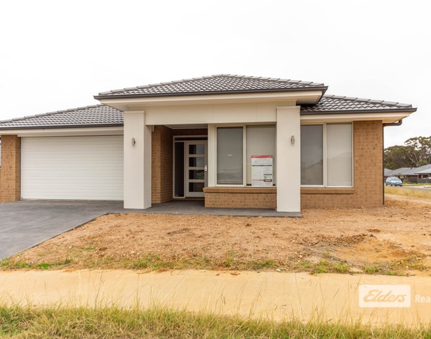 36 Houghton Crescent, Eagle Point VIC 3878