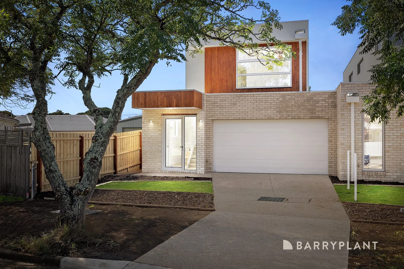 1A Warranilla Avenue, Rosebud VIC 3939