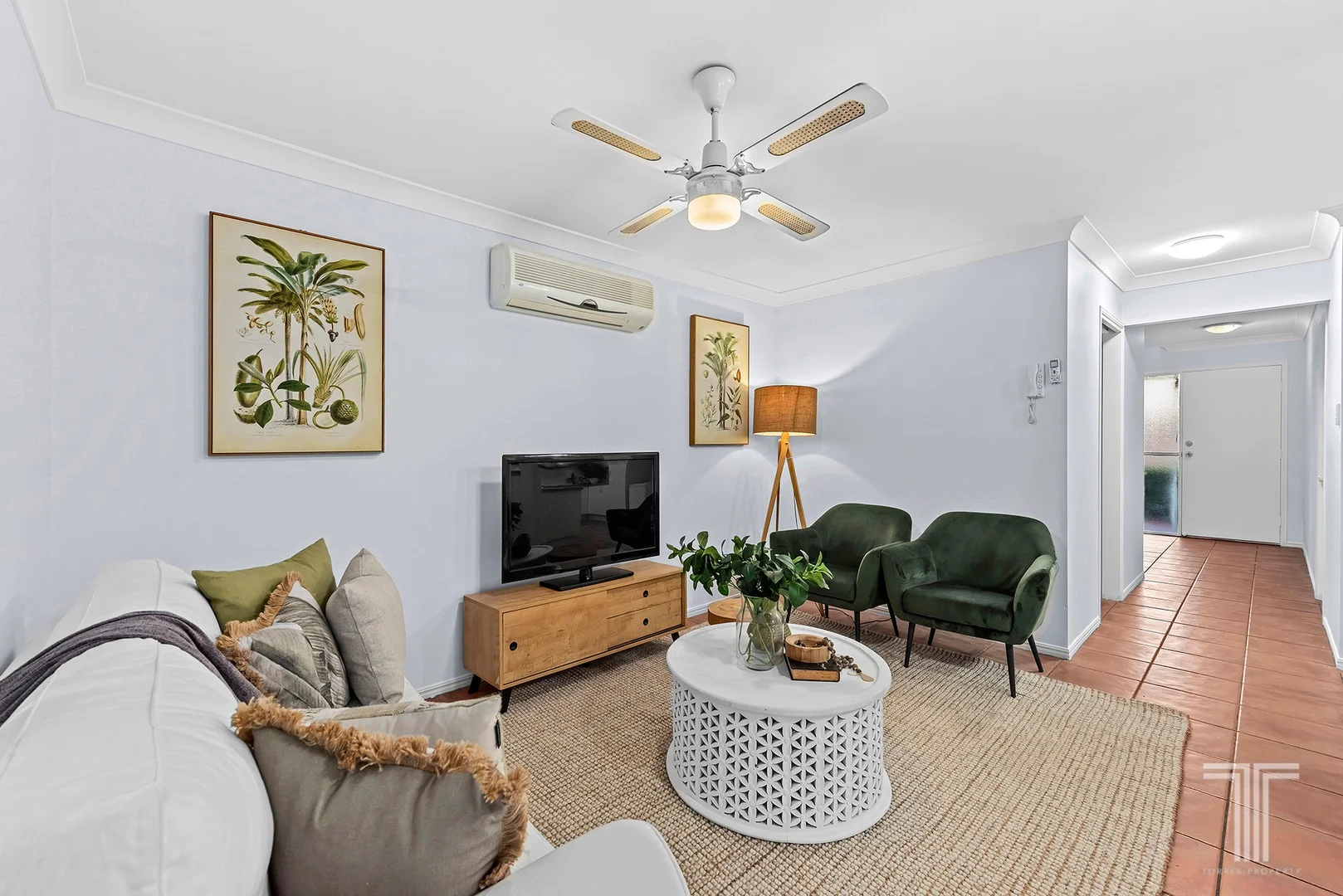 Primary image of 8/18 Delavan St, Wishart QLD 4122