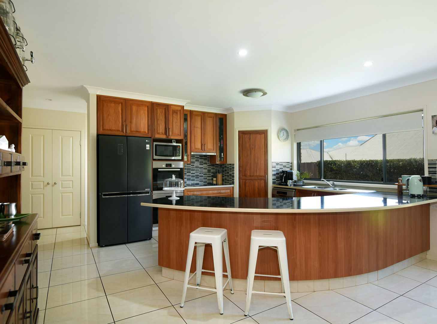 3 Arcadia Court, Highfields QLD 4352, Image 2