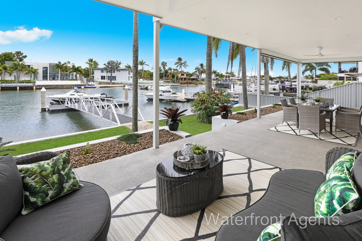 4 bedrooms House in 8 Coomaroo Crescent MINYAMA QLD, 4575