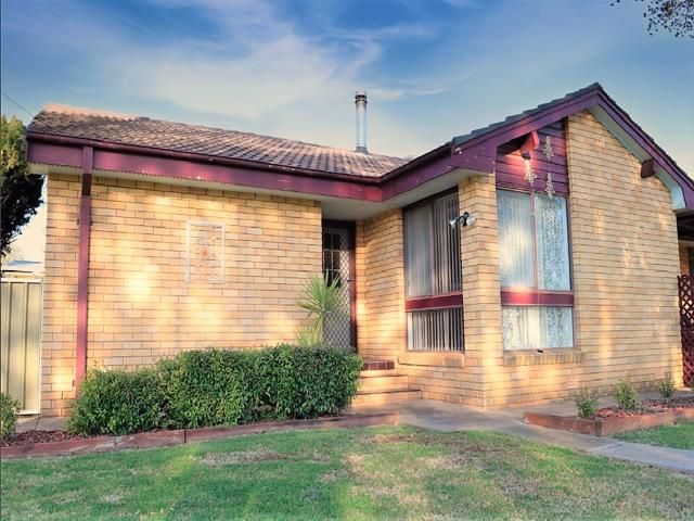24 FORBES STREET, Grenfell NSW 2810, Image 1