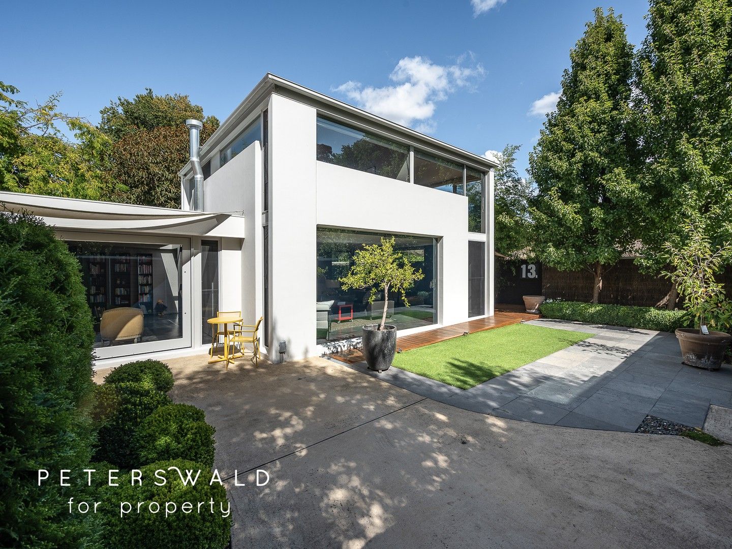 2 bedrooms Townhouse in 13 Beach Road SANDY BAY TAS, 7005