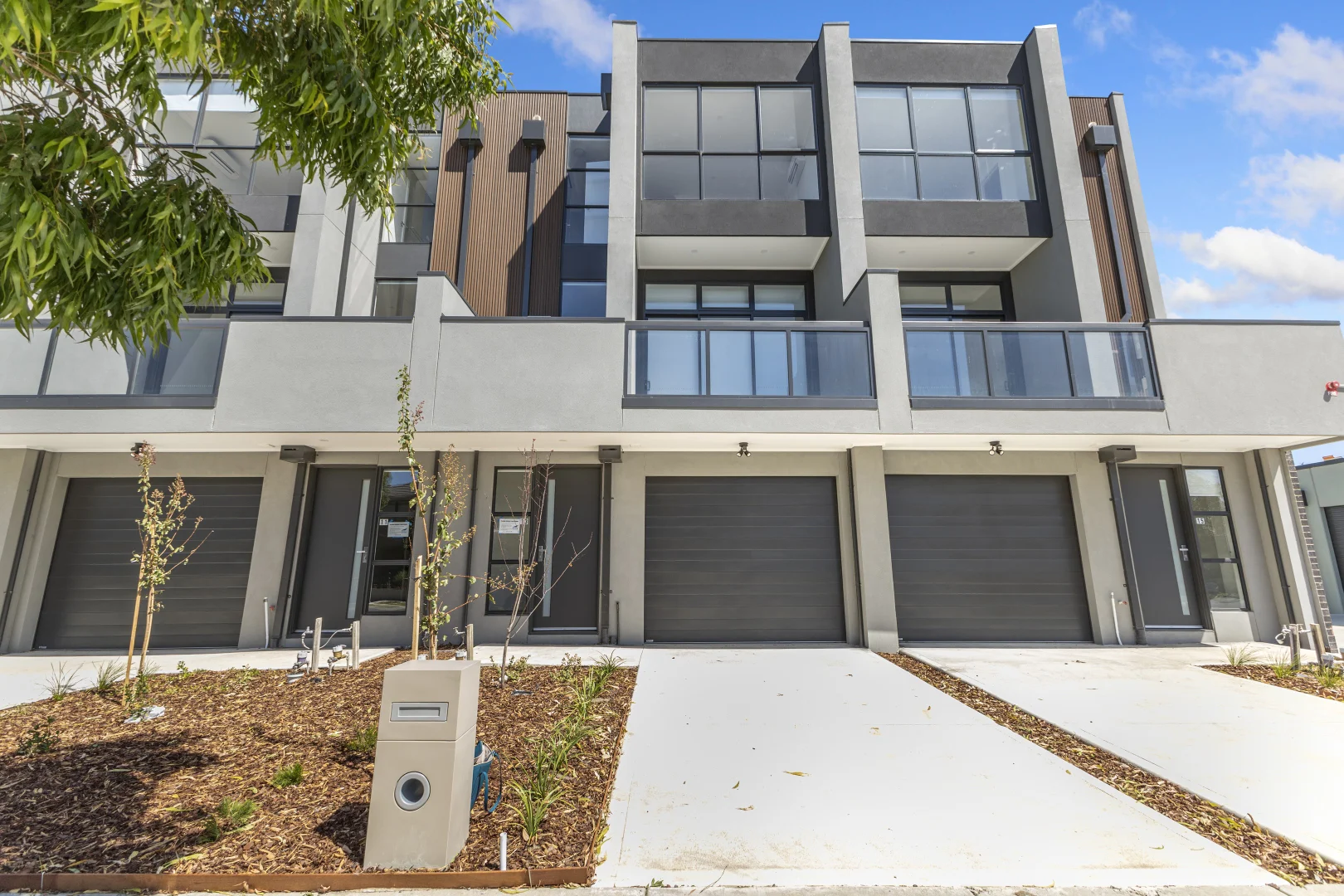 Additional image 11 of 13 Whitfield Crescent, Craigieburn VIC 3064