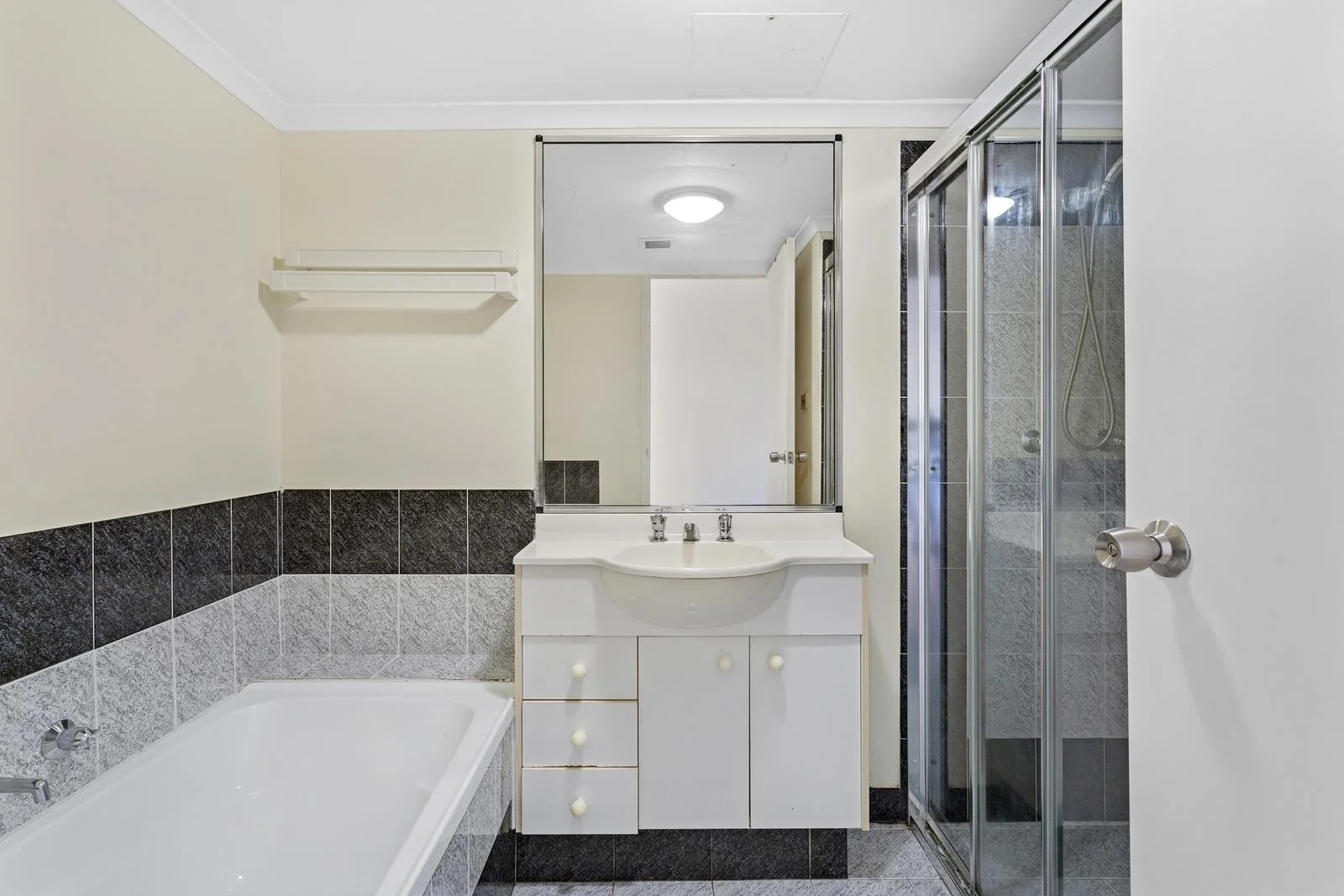 Additional image 6 of 15/1-9 Gray Street, Sutherland NSW 2232