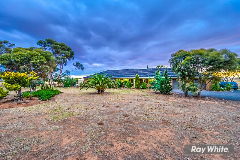 1411 Boundary Road, Mount Cottrell VIC 3024, Image 2