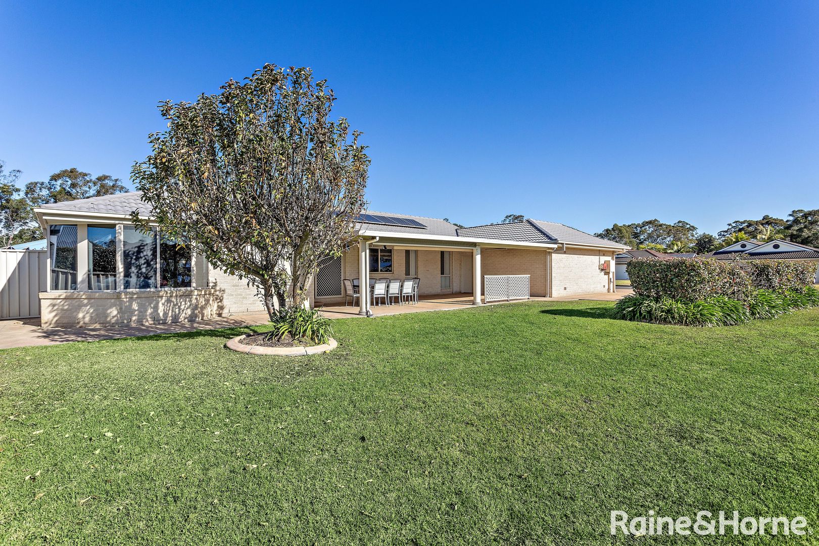 25 Freesia Crescent, Bomaderry NSW 2541, Image 2