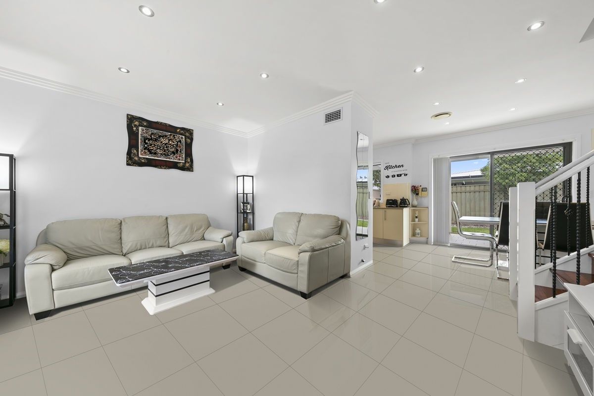 4/210 Excelsior Street, Guildford NSW 2161, Image 1