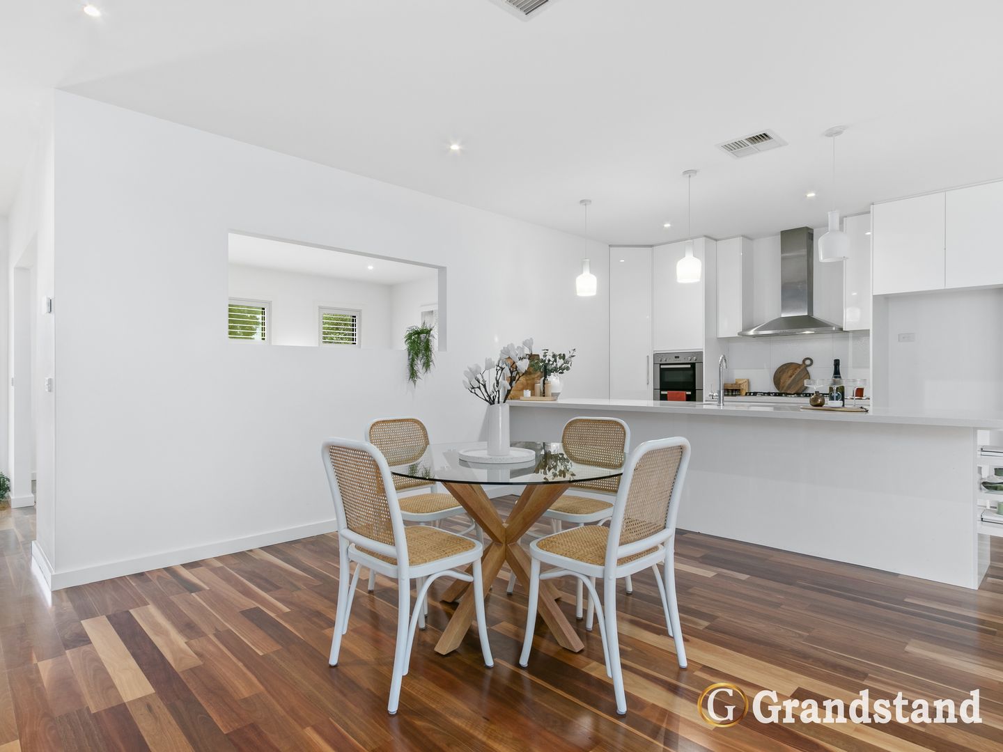 1 Raphael Court, Scoresby VIC 3179, Image 2