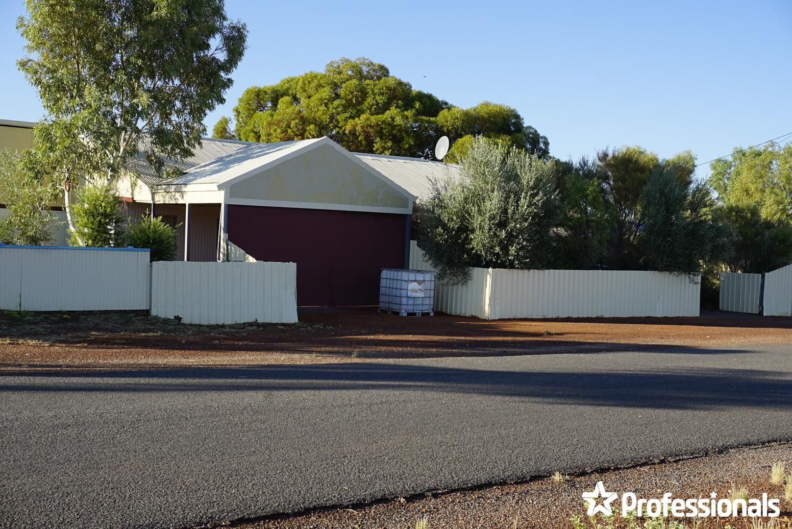 25 Allen Street, Cue WA 6640, Image 2