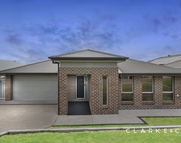 27 Rockmaster Street, Chisholm NSW 2322