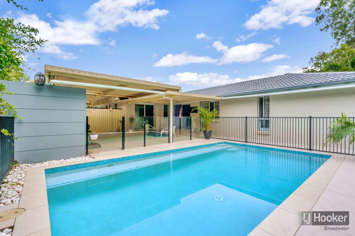 16 Richard Crescent, Highland Park QLD 4211, Image 0