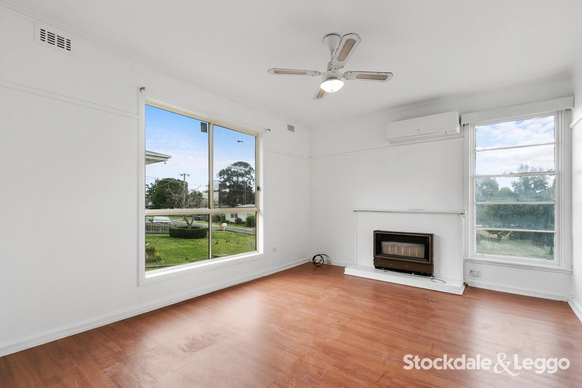 22 Livingstone Street, Morwell VIC 3840, Image 2