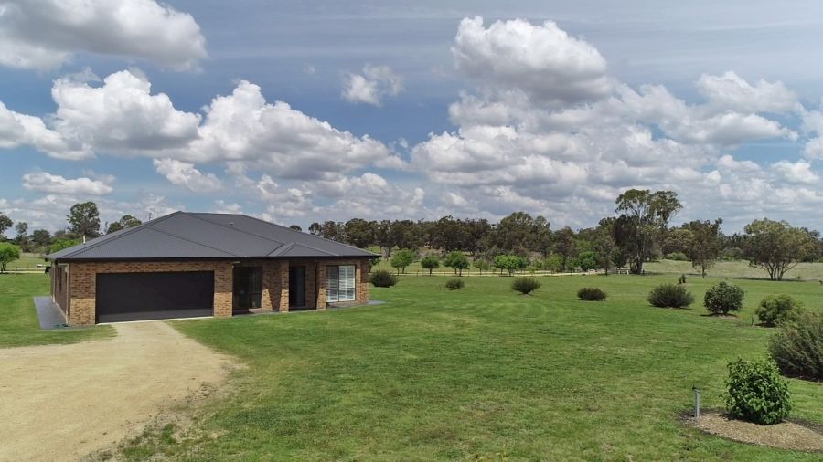 53 Toms Drive, Inverell Property History & Address Research Domain