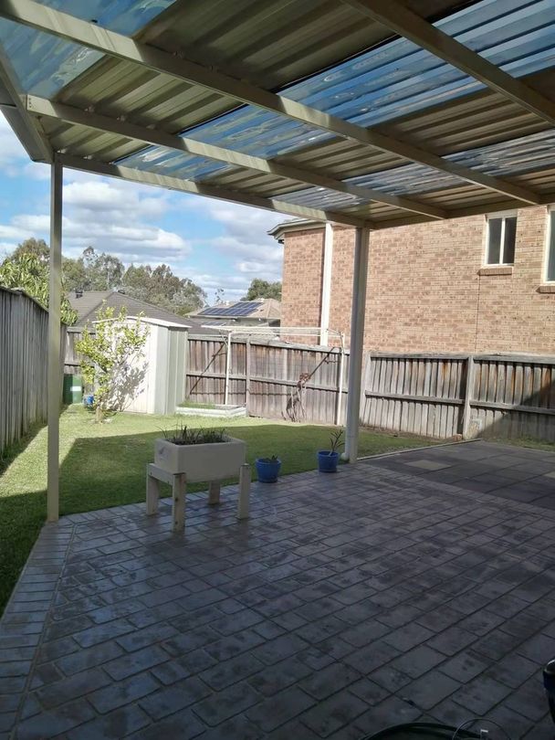 3 bedrooms House in 17 Purri Aveue BAULKHAM HILLS NSW, 2153