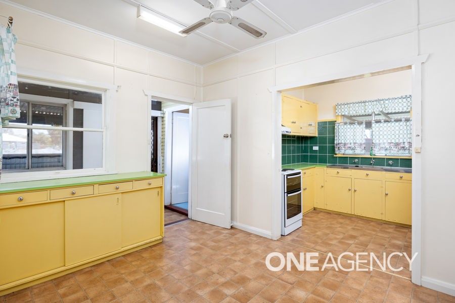 77 BROOKONG STREET, Lockhart NSW 2656, Image 2