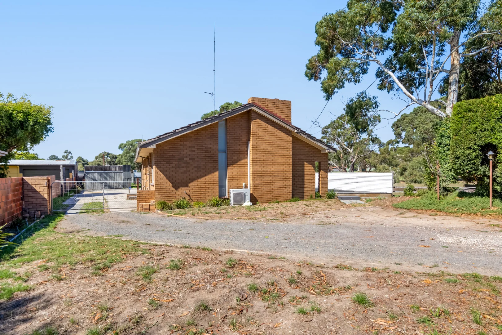 Additional image 8 of 813 Geelong Road, Canadian VIC 3350