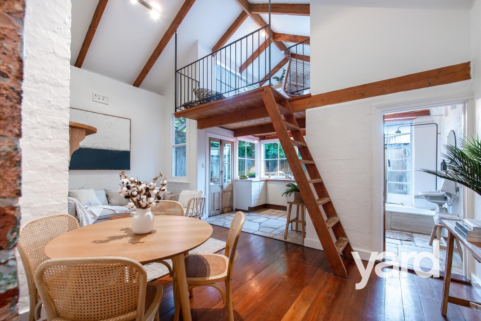 3 bedrooms House in 16 Pearse Street NORTH FREMANTLE WA, 6159