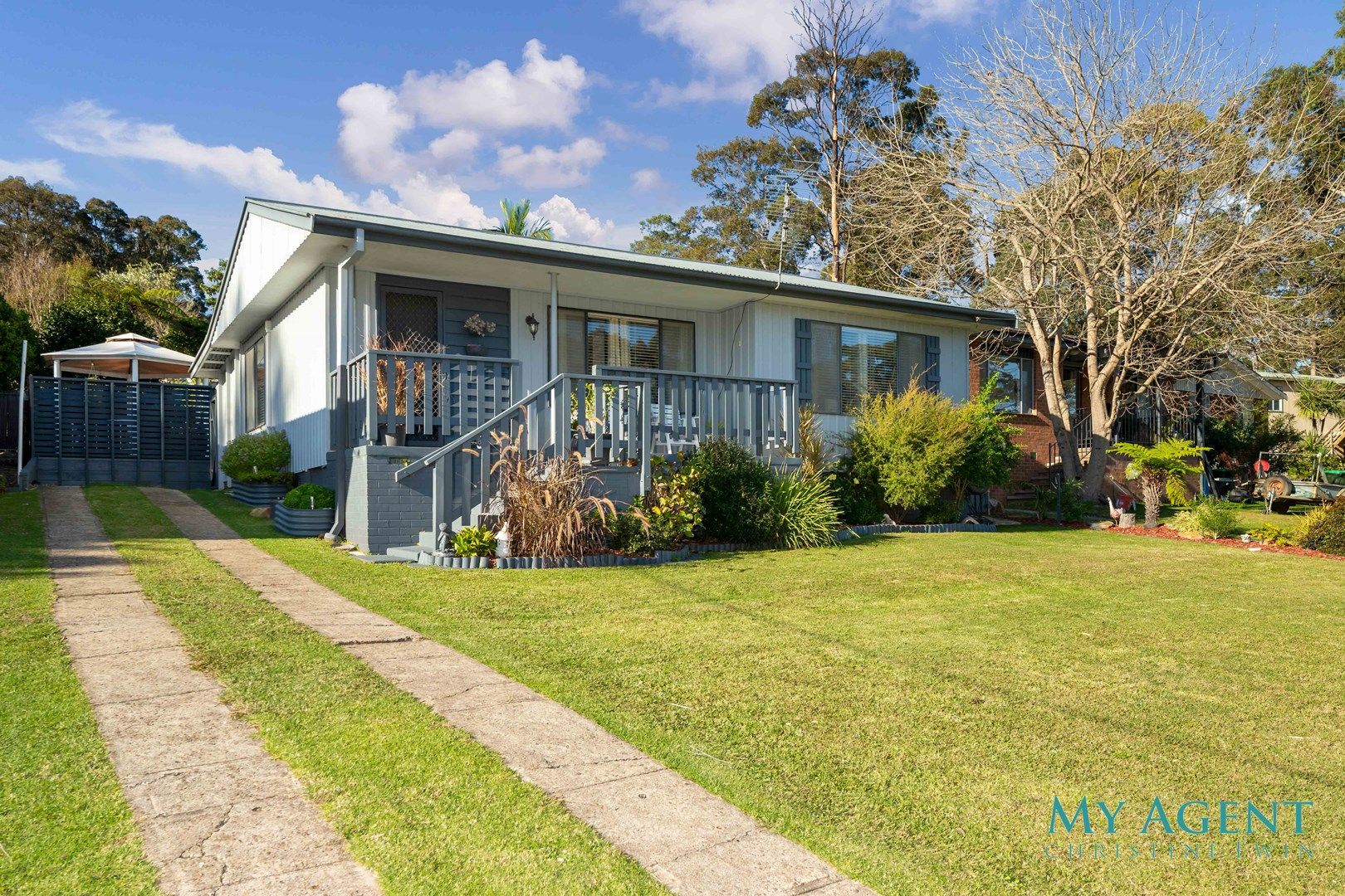 15 Pleasurelea Drive, Sunshine Bay NSW 2536, Image 0