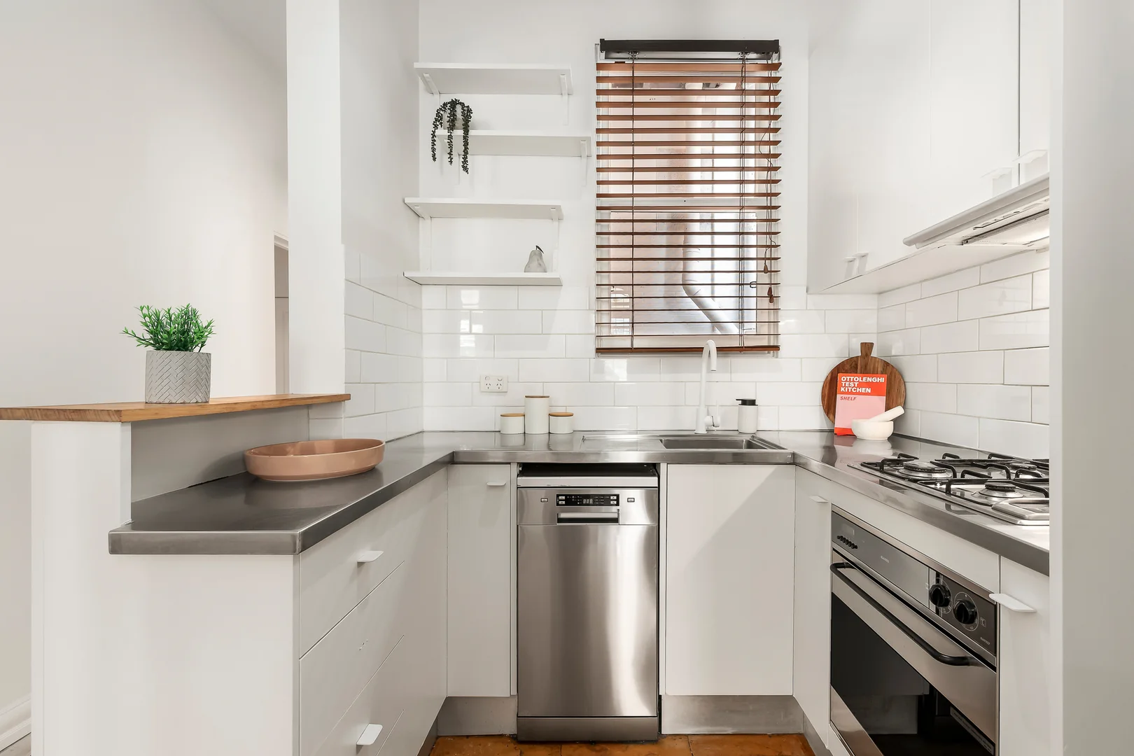 Additional image 5 of 1/236 Canterbury Road, St Kilda West VIC 3182
