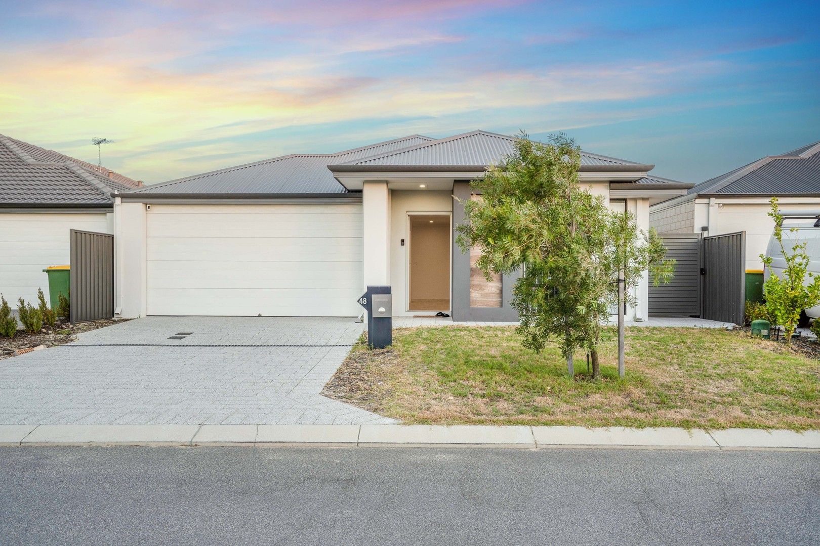 48 Apatite St, Treeby WA 6164, Image 0