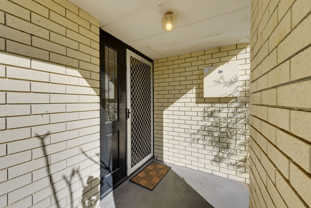 36 Ricketts Court, Rockingham WA 6168, Image 2