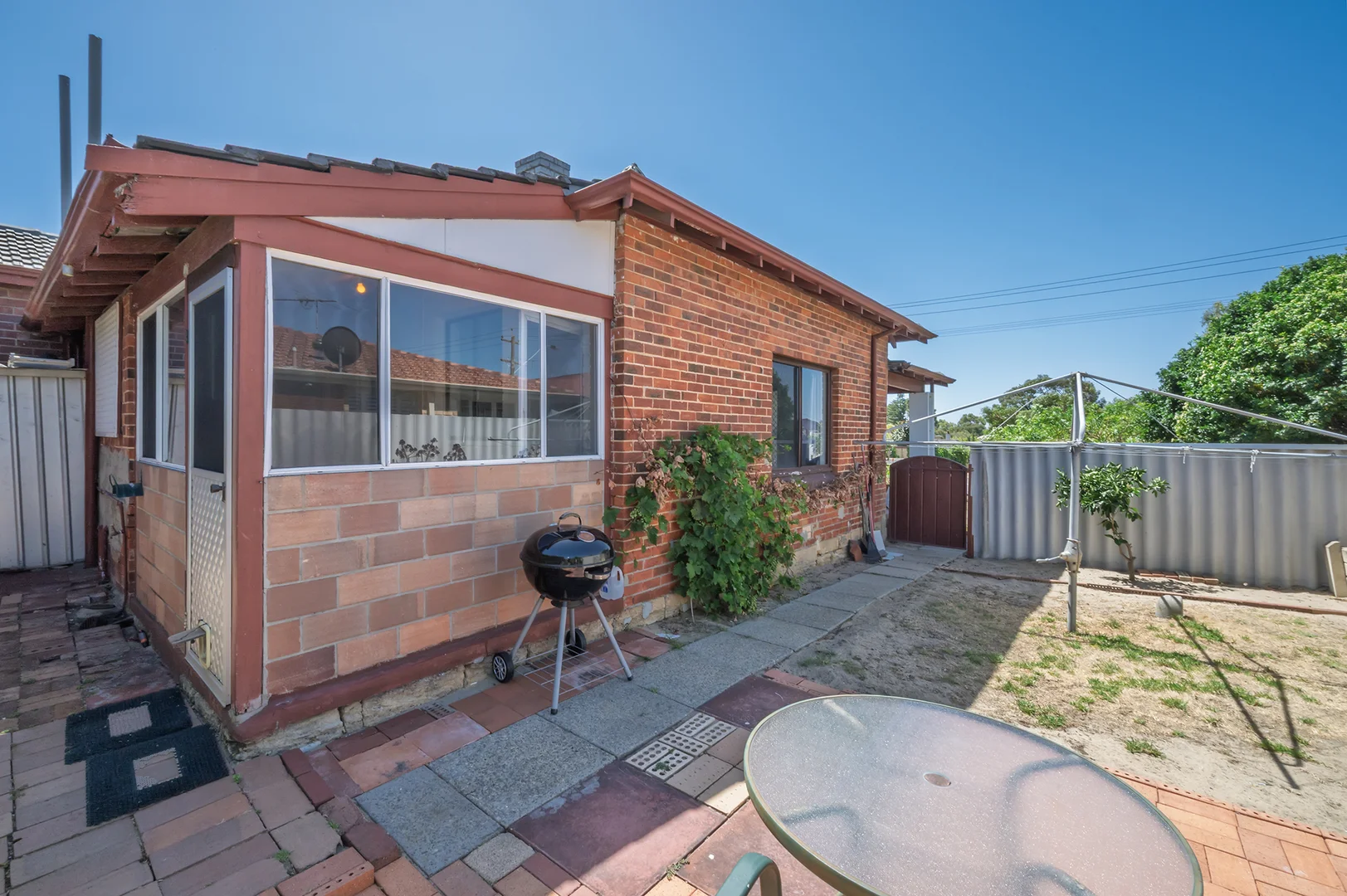 Additional image 17 of 1/327 Scarborough Beach Road, Woodlands WA 6018