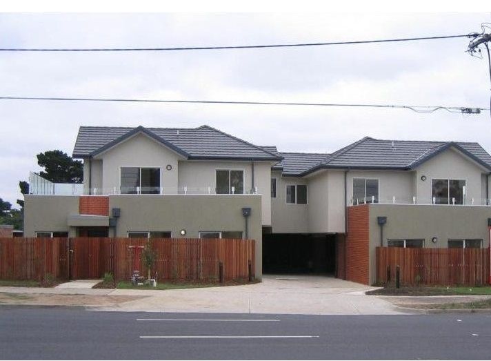 2 bedrooms Apartment / Unit / Flat in 9/827-829 Plenty Road RESERVOIR VIC, 3073