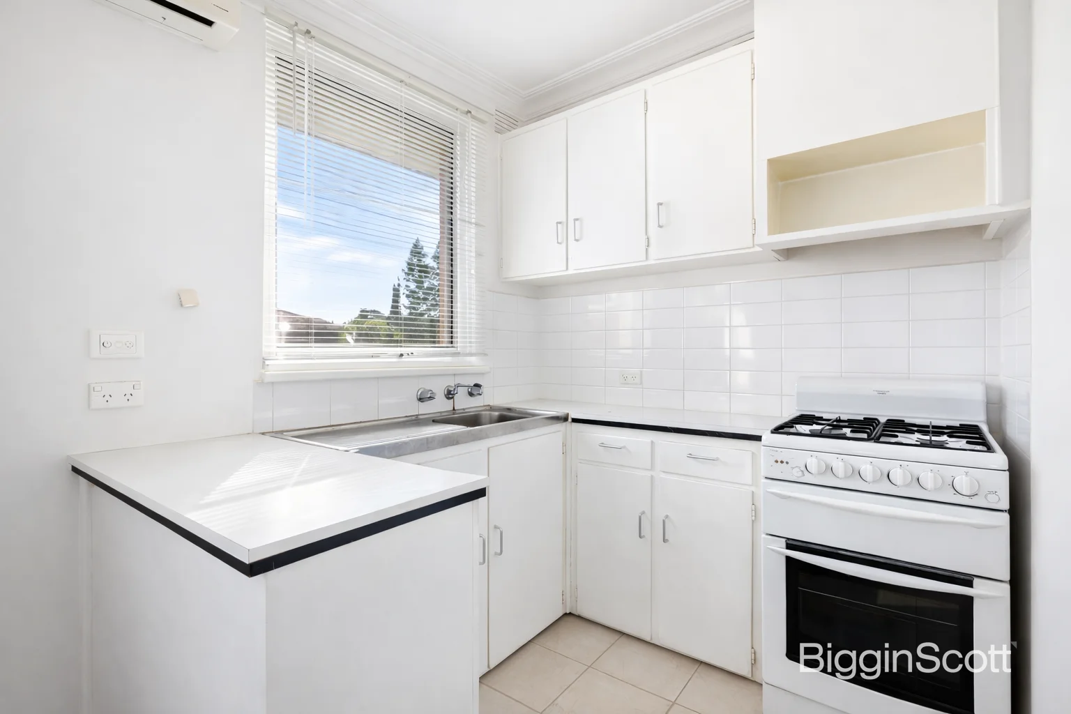 Additional image 2 of 2/16 Albenca Street, Mentone VIC 3194