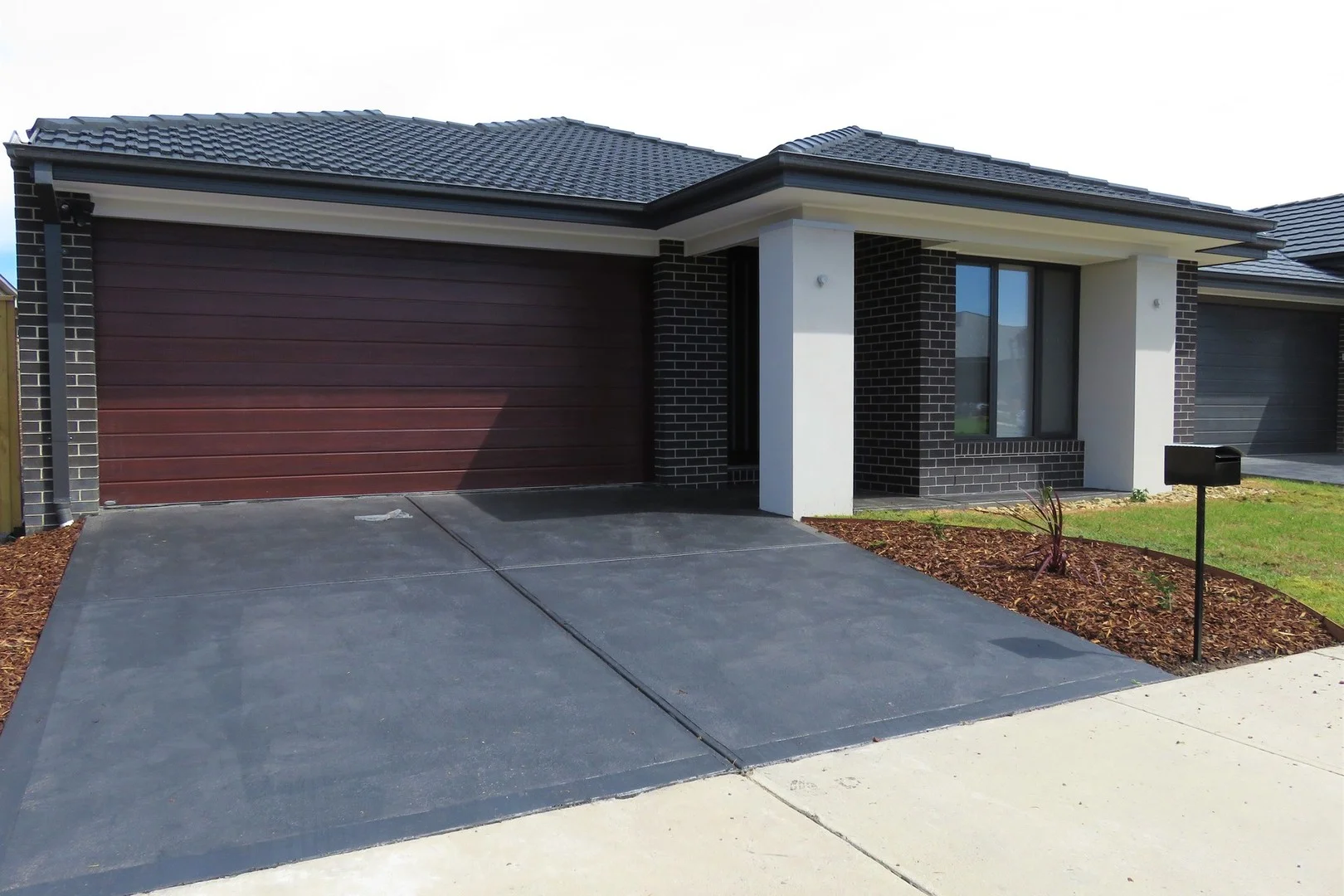 5 Kamala Road, Clyde North VIC 3978